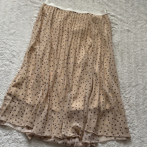 WD.NY Dresses & Skirts - Polka Dot Pleated Skirt - Cream and Black. Elastic Waist